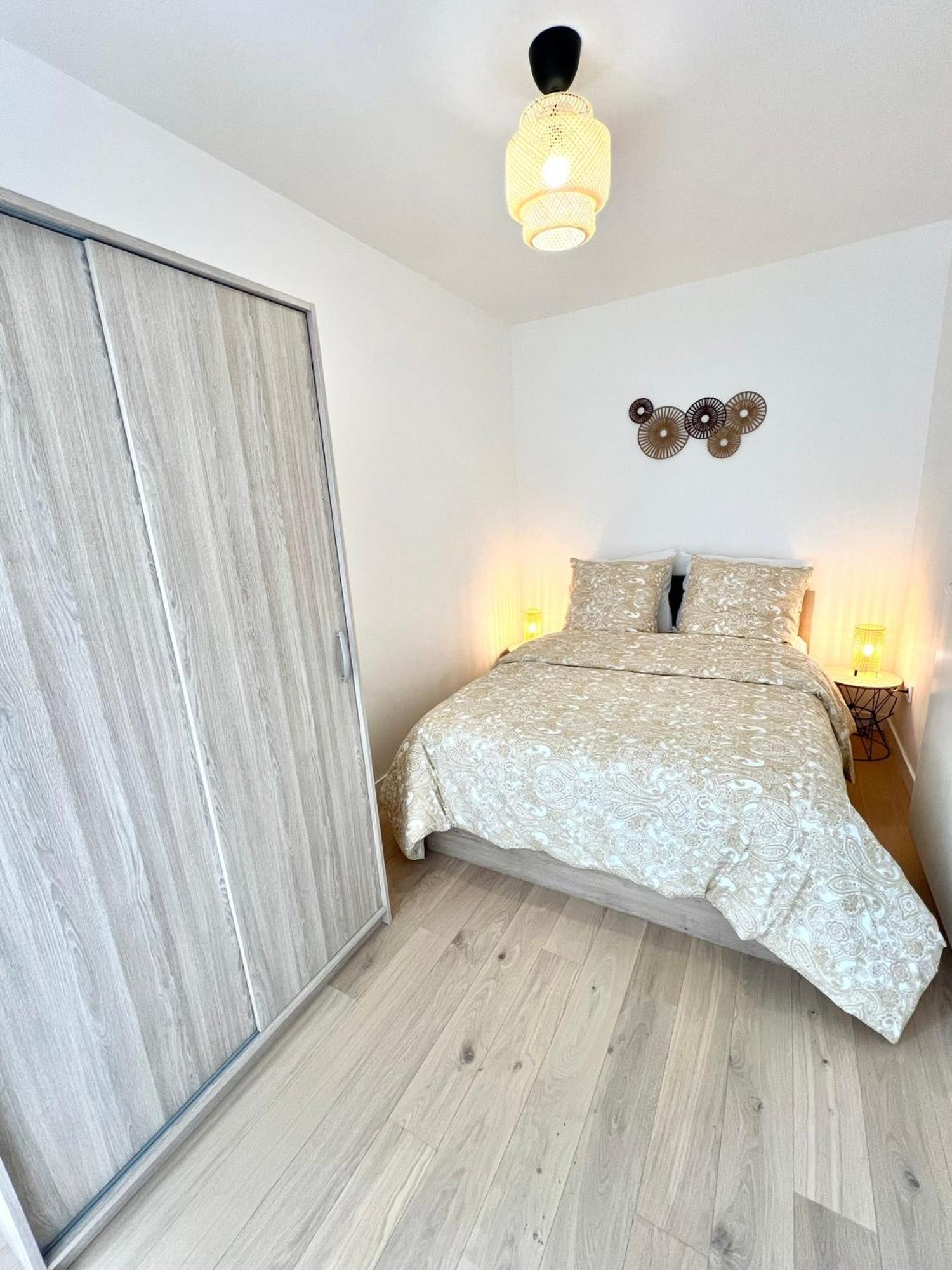 Appartement Neuf Et Spacieux Clichy Dış mekan fotoğraf